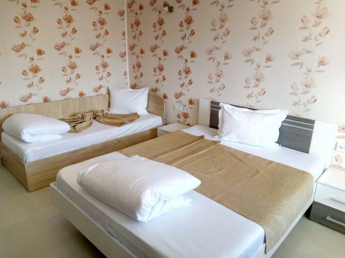 Camere De Inchiriat Carpati Χουνεντοάρα Εξωτερικό φωτογραφία