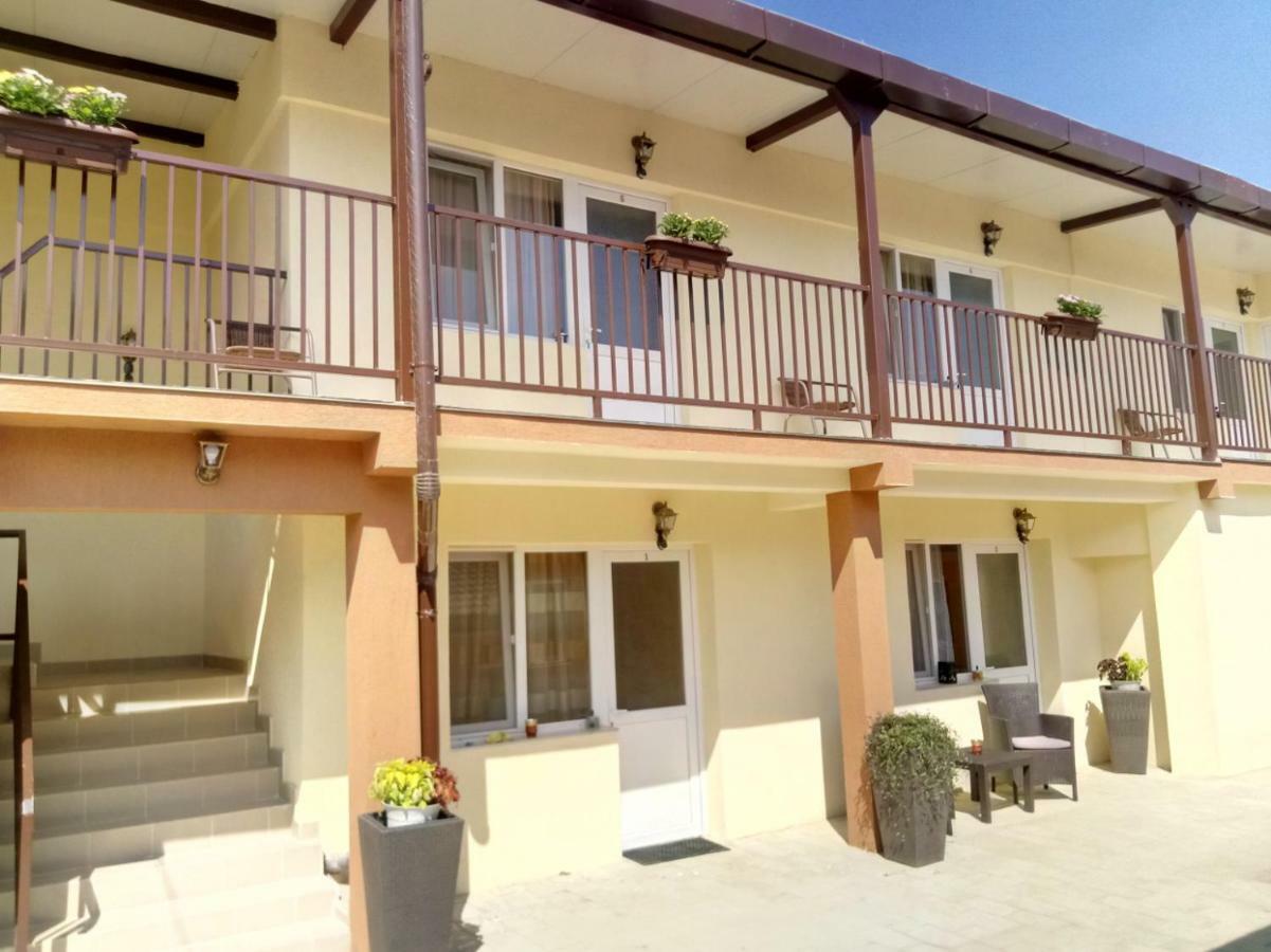 Camere De Inchiriat Carpati Χουνεντοάρα Εξωτερικό φωτογραφία