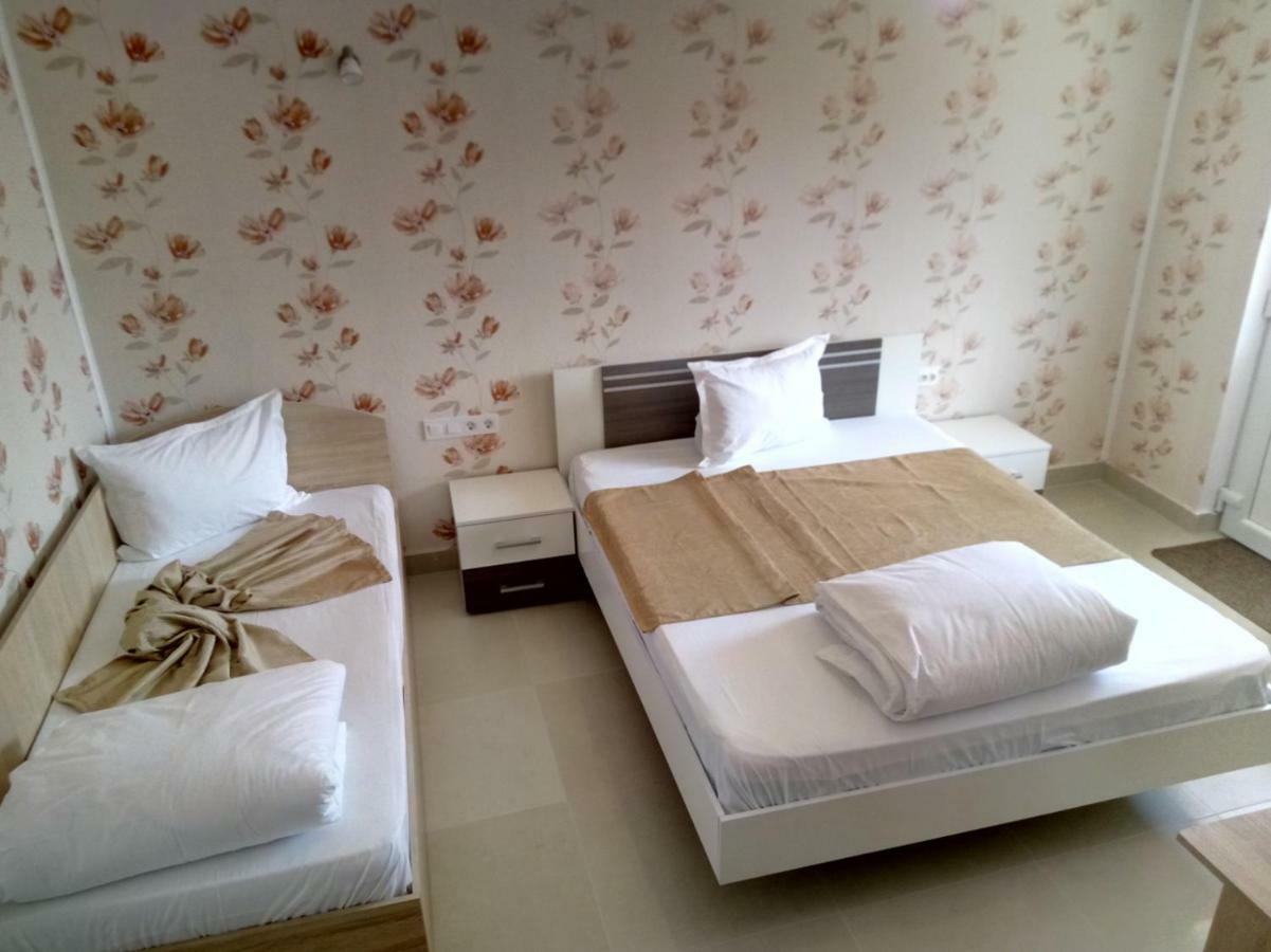 Camere De Inchiriat Carpati Χουνεντοάρα Εξωτερικό φωτογραφία